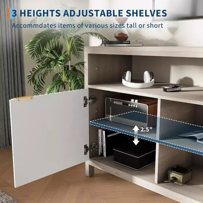 Meuble TV de ferme de 150 cm avec porte cannelée et étagères réglables, centre de divertissement pour téléviseurs de 65 pouces