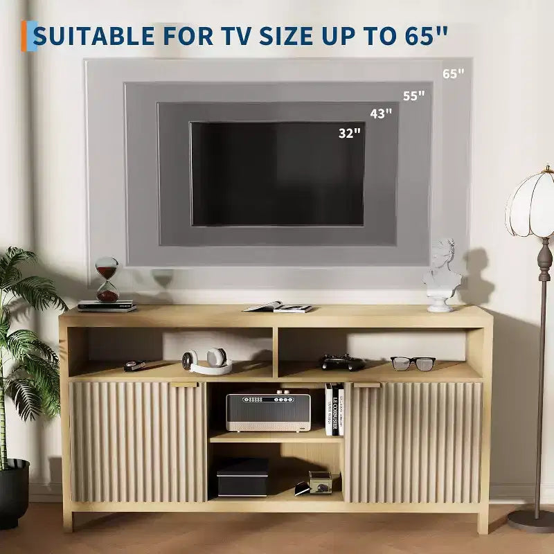 Meuble TV de ferme de 150 cm avec porte cannelée et étagères réglables, centre de divertissement pour téléviseurs de 65 pouces