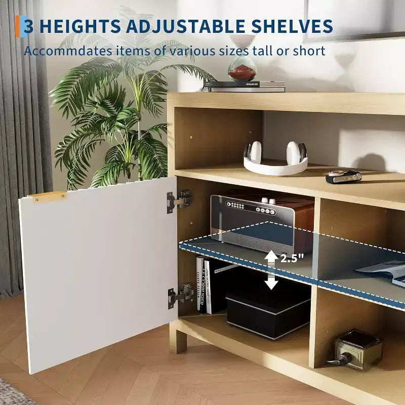 Meuble TV de ferme de 150 cm avec porte cannelée et étagères réglables, centre de divertissement pour téléviseurs de 65 pouces