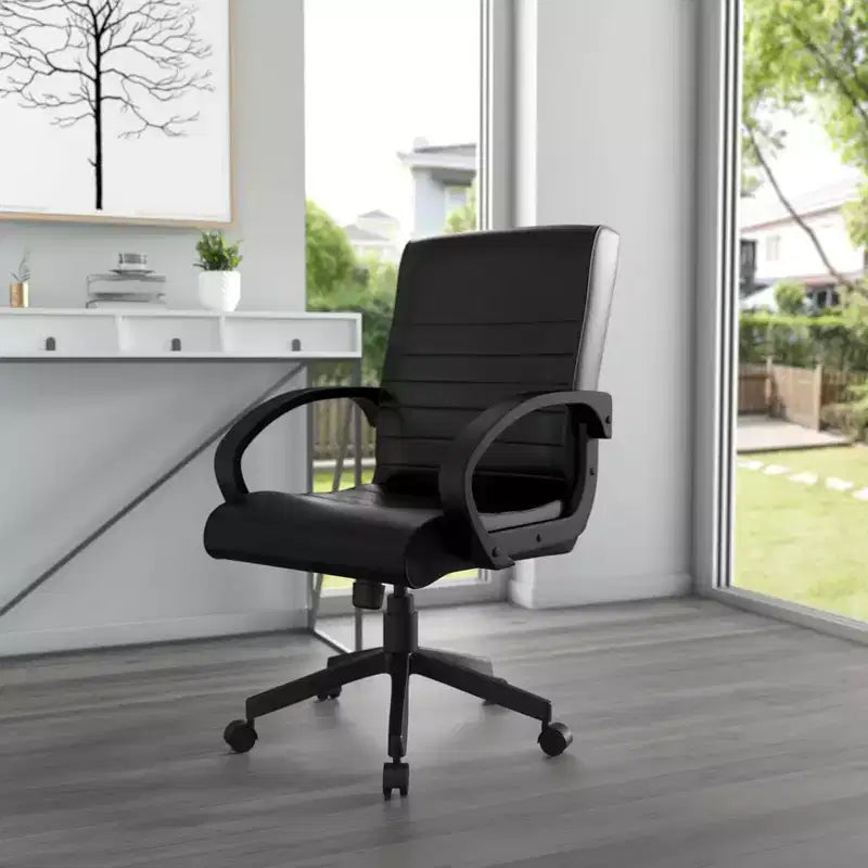 Chaise de bureau à dossier nervuré noire – Ergonomique avec soutien lombaire, hauteur réglable et accoudoirs fixes